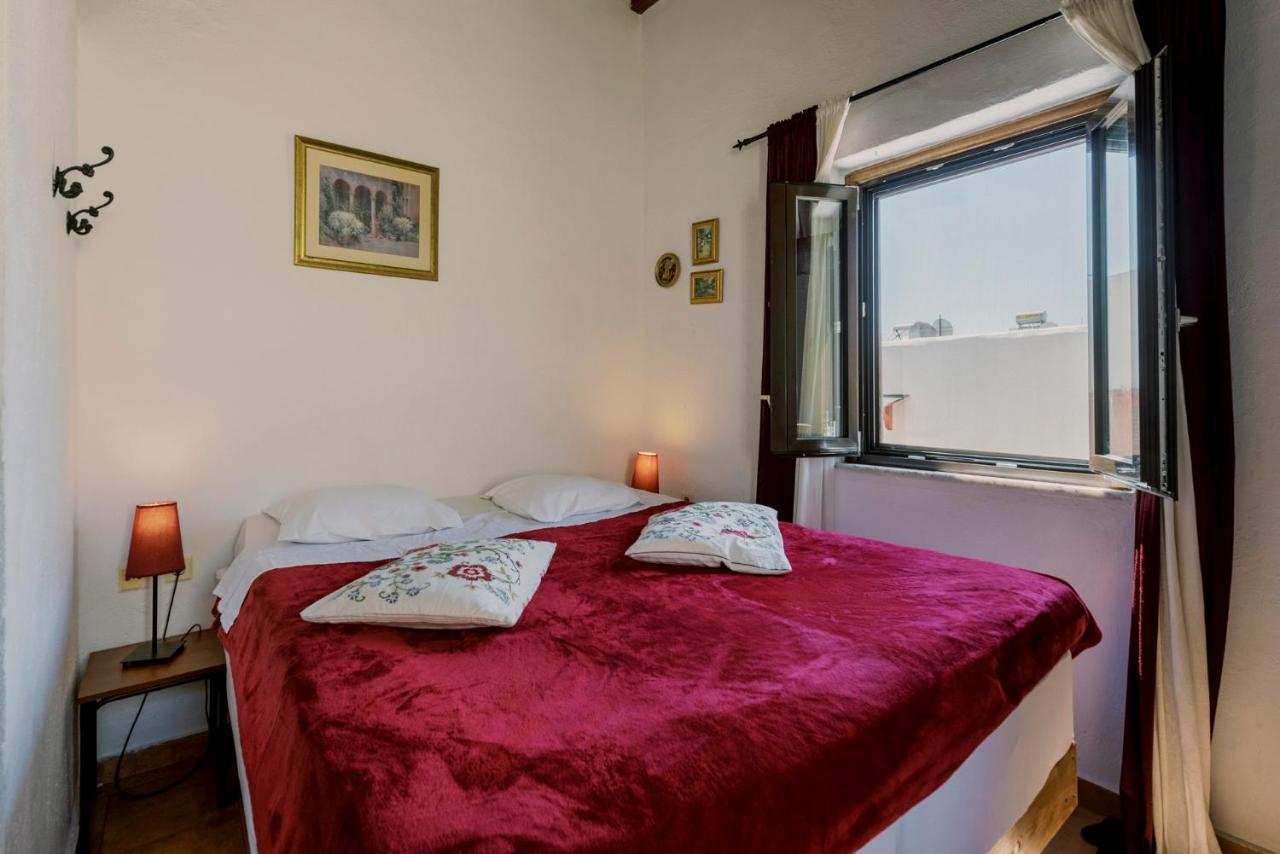 Kristina'S Rooms Rhodes City Exterior foto