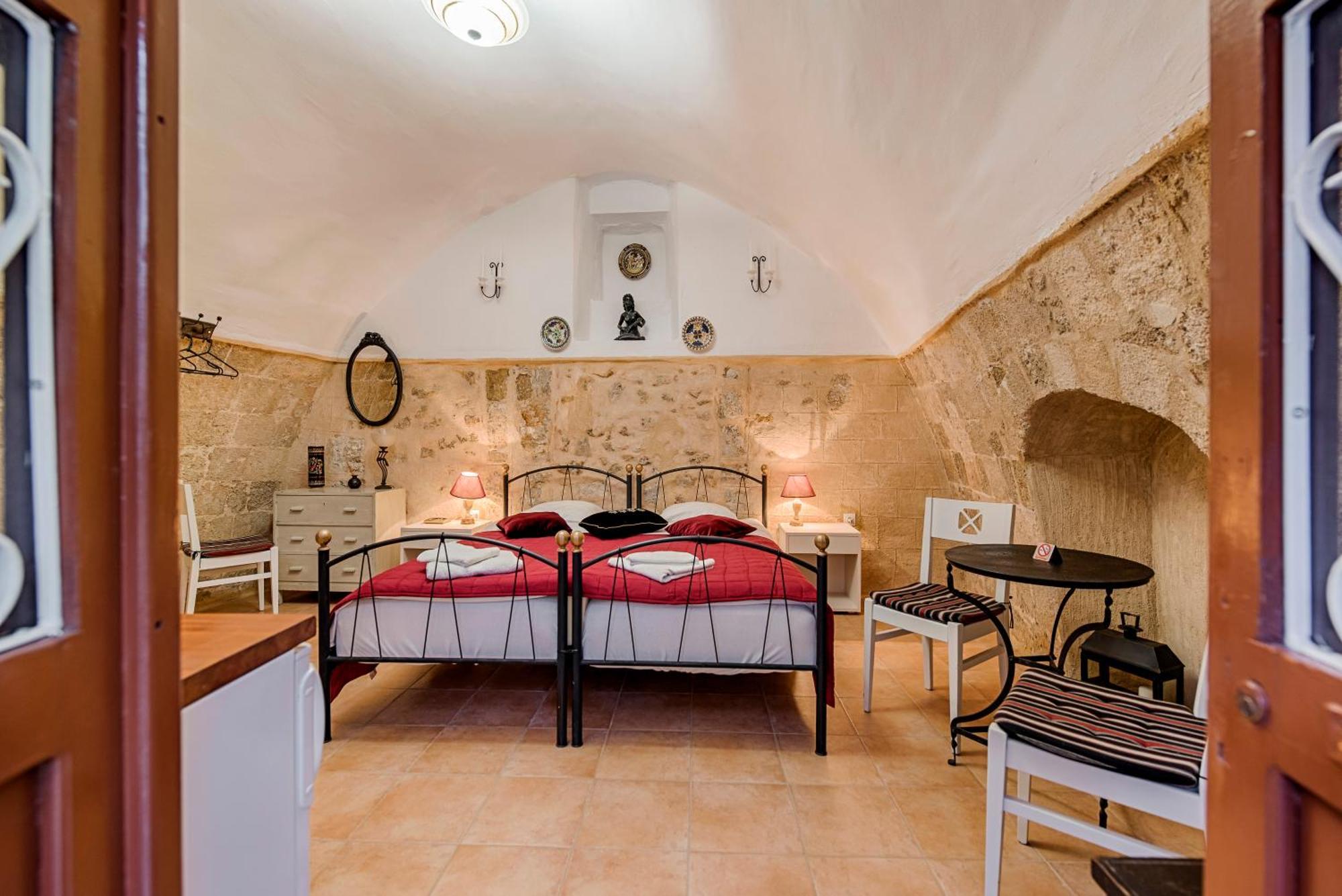 Kristina'S Rooms Rhodes City Exterior foto