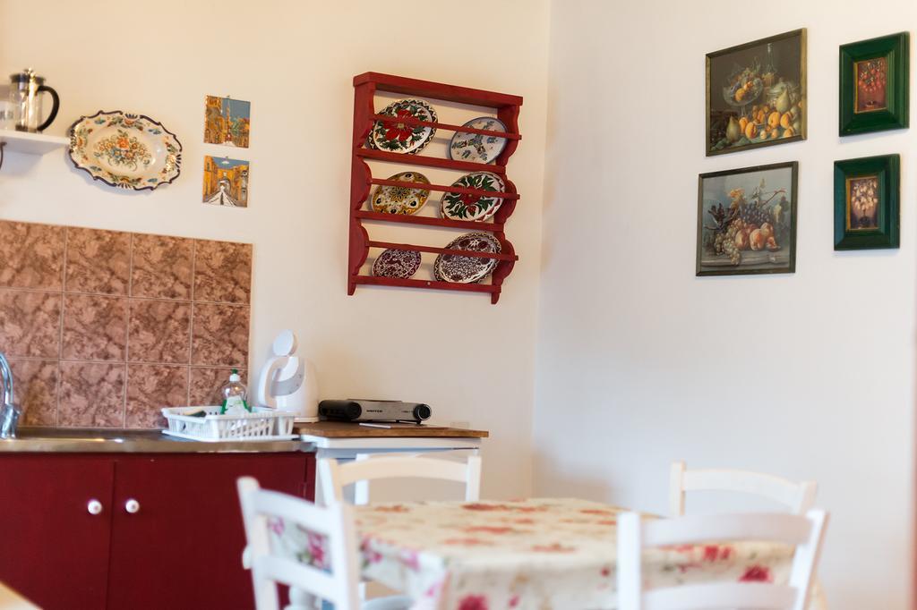 Kristina'S Rooms Rhodes City Exterior foto